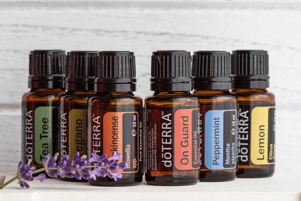 Pecs / Hungray - Aug 05 2020 - Günlük kullanım için Doterra Esnecessary Oils 'in resimsel editoryal görüntüsü