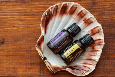 Pecs / Hungray - Aug 06 2020 - Günlük kullanım için Doterra Esnecessary Oil 'in resimsel editoryal görüntüsü