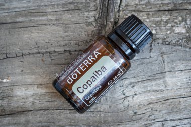 Pecs / Hungray - Aug 06 2020 - Günlük kullanım için Doterra Esnecessary Oil 'in resimsel editoryal görüntüsü