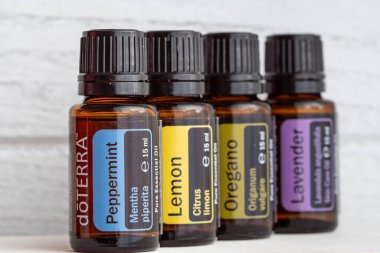 Pecs / Hungray - Aug 05 2020 - Günlük kullanım için Doterra Esnecessary Oils 'in resimsel editoryal görüntüsü