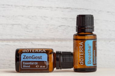 Pecs / Hungray - Aug 05 2020 - Günlük kullanım için Doterra Esnecessary Oils 'in resimsel editoryal görüntüsü