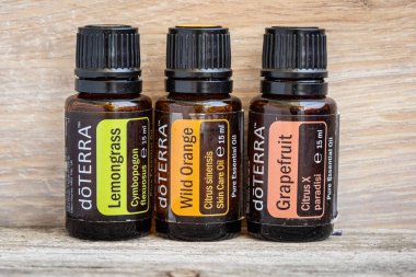 Pecs / Hungray - Aug 06 2020 - Günlük kullanım için Doterra Esnecessary Oil 'in resimsel editoryal görüntüsü