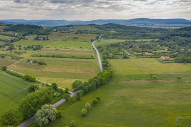 Csobanc 'la güzel Balaton Felvideo' sunun hava fotoğrafı.