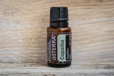 Pecs / Hungray - Aug 06 2020 - Günlük kullanım için Doterra Esnecessary Oil 'in resimsel editoryal görüntüsü