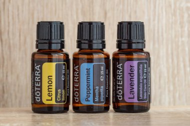 Pecs / Hungray - Aug 06 2020 - Günlük kullanım için Doterra Esnecessary Oil 'in resimsel editoryal görüntüsü