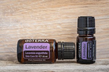 Pecs / Hungray - Aug 06 2020 - Günlük kullanım için Doterra Esnecessary Oil 'in resimsel editoryal görüntüsü