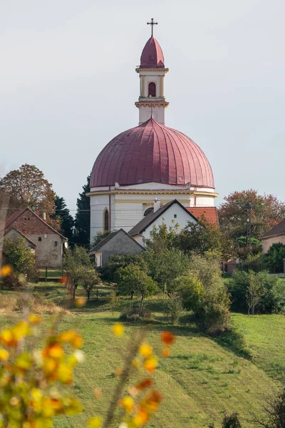 パルコニャの古い教会の美しい景色 — ストック写真