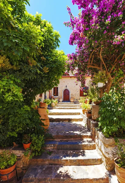 El monasterio Kremaston, Creta, Grecia — Foto de Stock