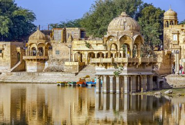 Gadi Sagar (Gadisar), Jaisalmer, Rajasthan, Hindistan, Asya
