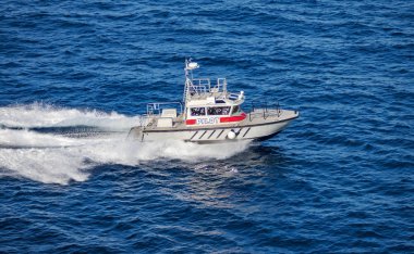 Key West, Florida bağlantı noktasının su alanında pilot tekne
