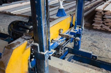 Makine elektronik tablo testere