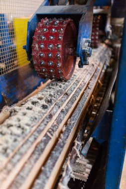 Makine elektronik tablo testere
