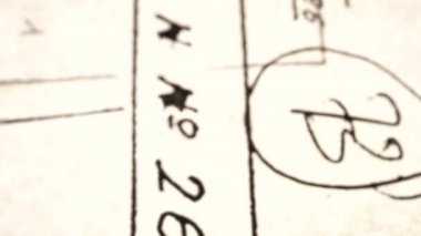 Arka plan metin üzerinde matematiksel kağıt 