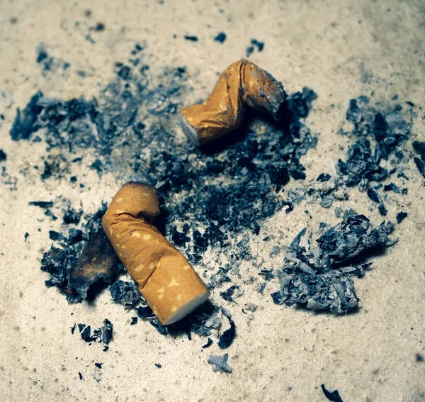 Burning cigarettes with smoke — Stock Photo, Image