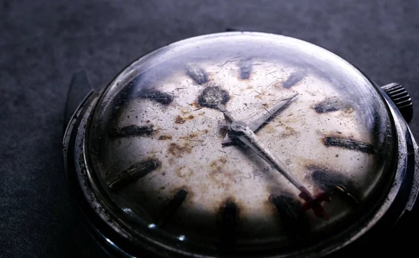 Старий циферблата годинника — стокове фото