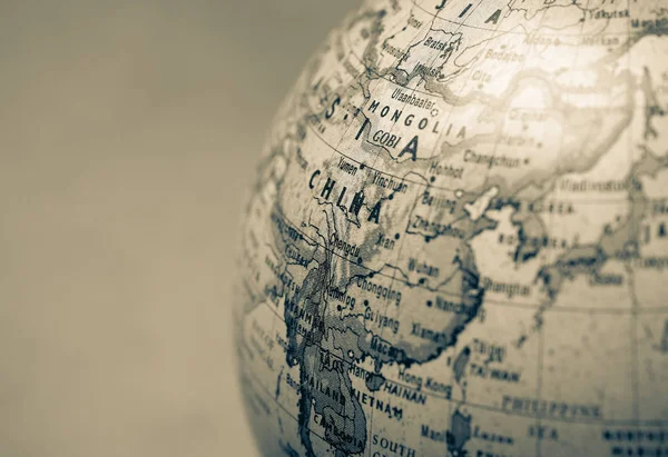 Old vintage globe — Stock Photo, Image