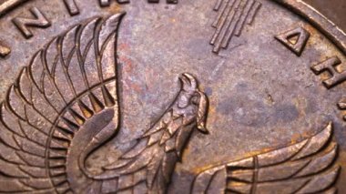 Ayrıntılı eski paraların görüntülerini kapat