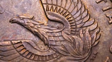 Ayrıntılı eski paraların görüntülerini kapat