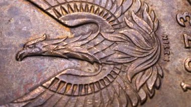 Ayrıntılı eski paraların görüntülerini kapat