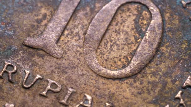 Крупним Планом Кадри Деталізованих Старих Монет — стокове відео