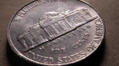 Ayrıntılı eski paraların görüntülerini kapat