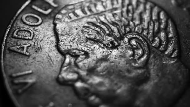 Крупный План Старых Монет — стоковое видео