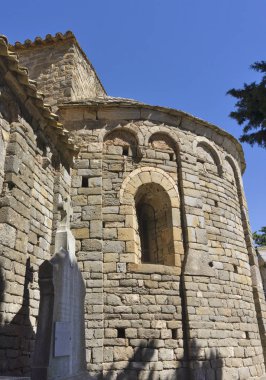Notre Dame du Colombier, Fransa, Aude 'de romansı mimari