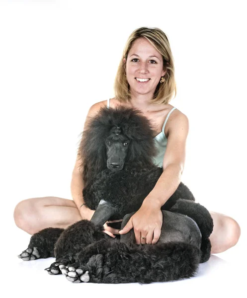 Preto Padrão Poodle Mulher Frente Fundo Branco — Fotografia de Stock