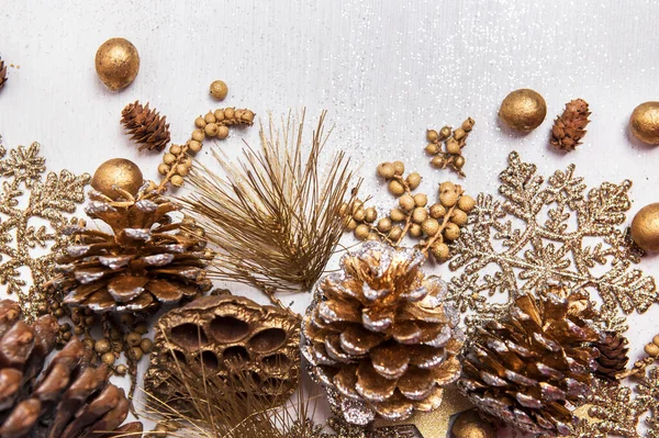 Festlicher Weihnachtshintergrund Mit Goldschmuck — Stockfoto