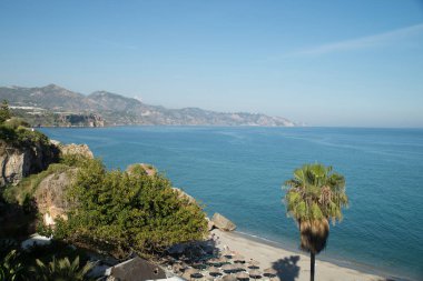 Güneşli Endülüs Sahili Nerja, Malaga, İspanya