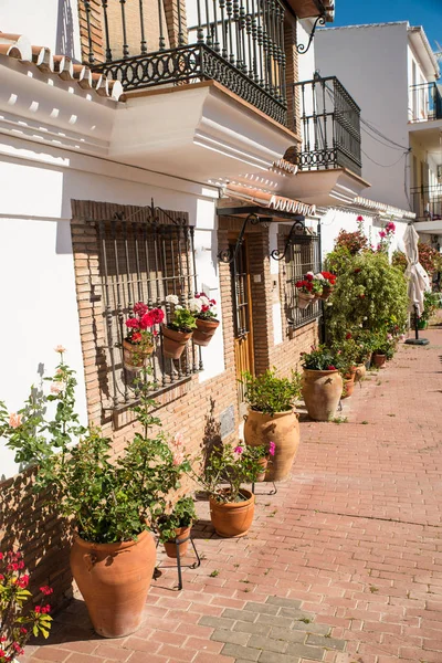 Benagalbon Old Town Traditional Andalusian Location Full Narrow Streets Flowerss — Stock Photo, Image