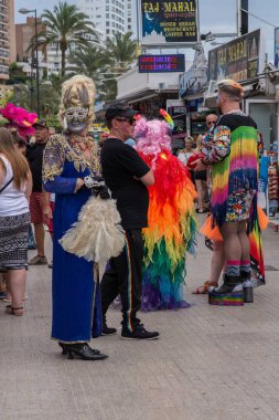 Benidorm, İspanya-Eylül 8, 2018: Benidorm 2018 gurur geçit töreni, Lgtb gurur dört gün kutlama vurgulamak
