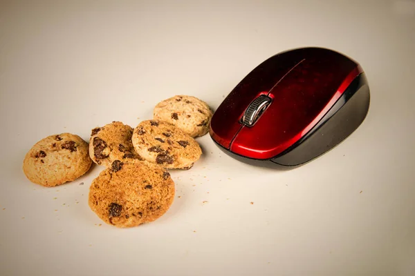 Maus Frisst Kekse Ein Lustiges Technologie Konzept — Stockfoto
