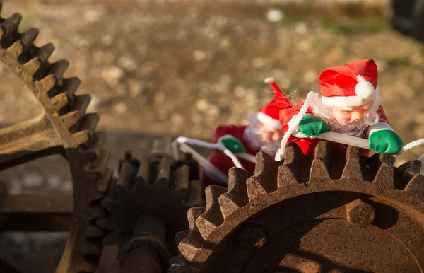 Weihnachtsmann Den Zahnrädern Des Konsumismus Ein Konzept — Stockfoto