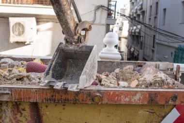 İnşaat moloz büyük konteyner