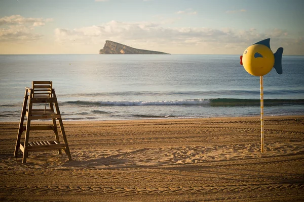 晴れた朝にベニドーム ビーチからのシーン — ストック写真