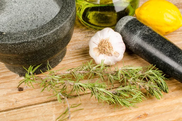 Mortar and pestle — Stock Photo, Image