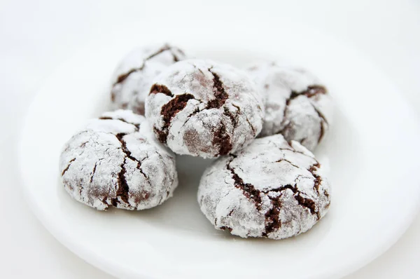 Montón Galletas Marrones Plato Blanco —  Fotos de Stock