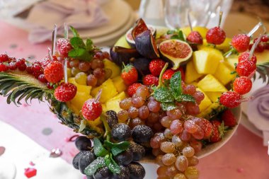 Resepsiyon, süslemeleri ve bir tatil için tablo ayarı açık büfe