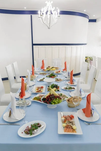 Ontbijtbuffet Receptie Decoraties Tabel Setting Voor Een Vakantie — Stockfoto