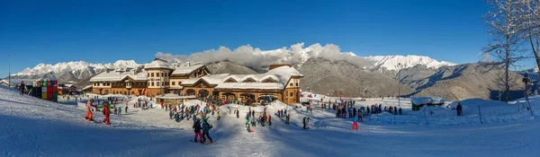 Panorama Van Hooglanden Krasnaya Polyana Stockafbeelding