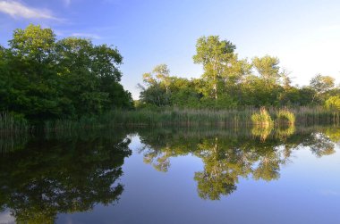 Tula şehir ağırlıklı olarak Nehri'nin Samara, vergisel Dnepropetrovsk 27 km Dinyeper Nehri'nin sol sağ kıyısında yer alan.