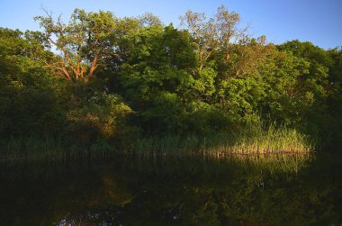 Tula şehir ağırlıklı olarak Nehri'nin Samara, vergisel Dnepropetrovsk 27 km Dinyeper Nehri'nin sol sağ kıyısında yer alan.