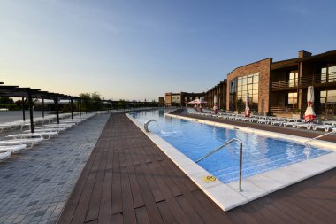 Tula şehir ağırlıklı olarak Nehri'nin Samara, vergisel Dnepropetrovsk 27 km Dinyeper Nehri'nin sol sağ kıyısında yer alan.