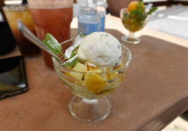 Odessa'yı gezerken en iyi restoranları ziyaret ettik.