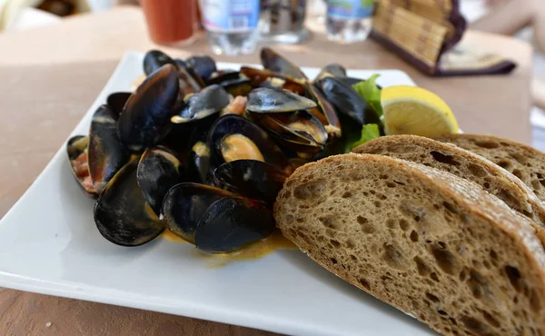 Odessa'yı gezerken en iyi restoranları ziyaret ettik.