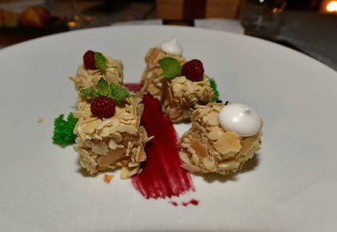 Odessa'yı gezerken en iyi restoranları ziyaret ettik.