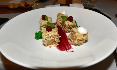 Odessa'yı gezerken en iyi restoranları ziyaret ettik.