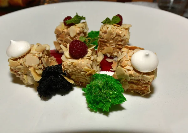 Odessa'yı gezerken en iyi restoranları ziyaret ettik.