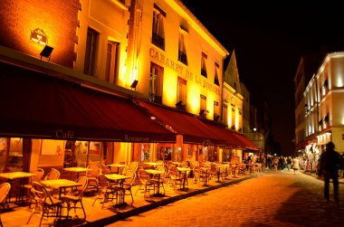 Fransa, Paris 05 / 09 / 2013. Avrupa 'nın önde gelen şehirlerinden biri ve dünya kültür, sanat, moda ve gastronomi merkezi..